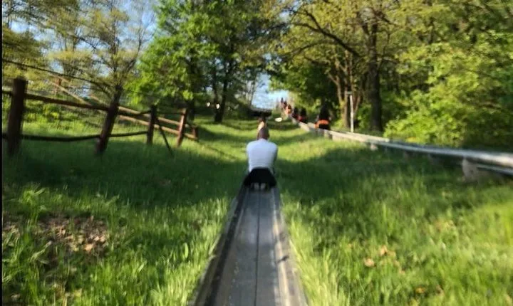 Skip the Line: Entrance Ticket plus 10 rides