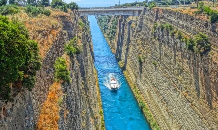 Private Tour from Athens to Corinth Canal and Ancient Olympia