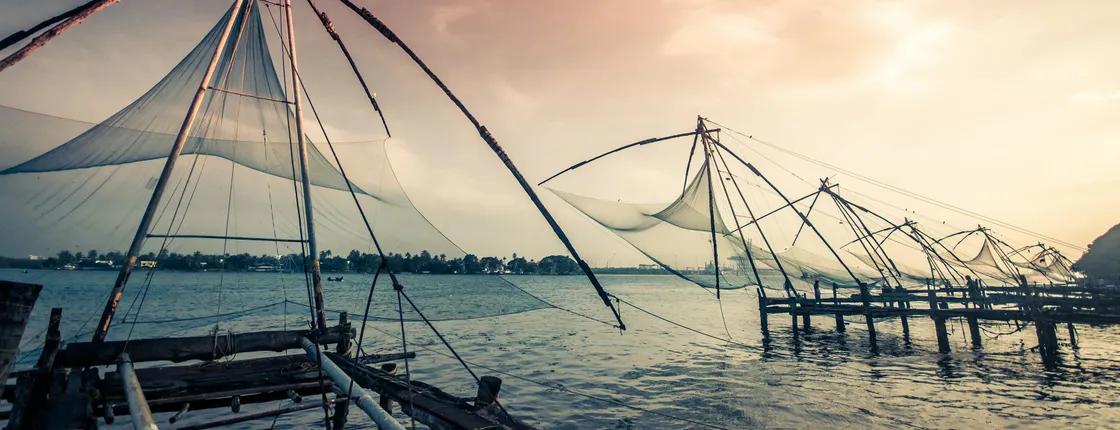 Sunrise beach bike tour in Kochi