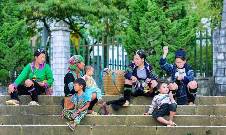 7-day Amazing Northern Vietnam:Hanoi-Ninh Binh- Halong Bay Cruise-Trekking Sapa