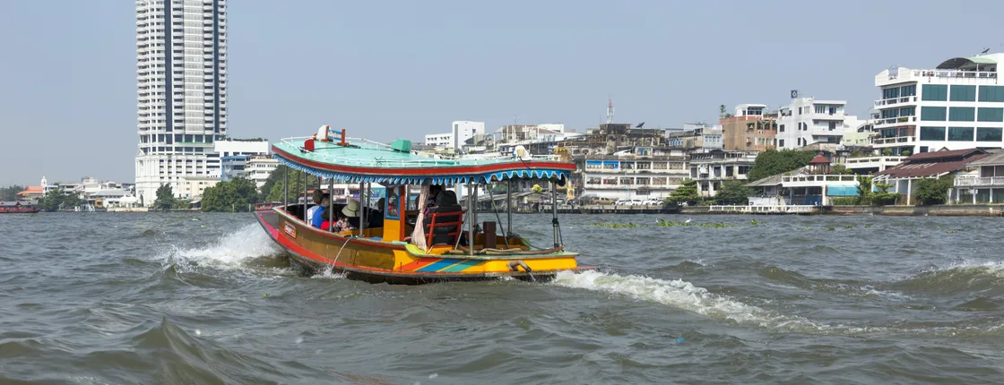 Half-day guided tour of Bangkok’s canals and Chinatown district