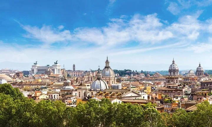 Roman Routes: Personalized Private Tour with Chauffeur