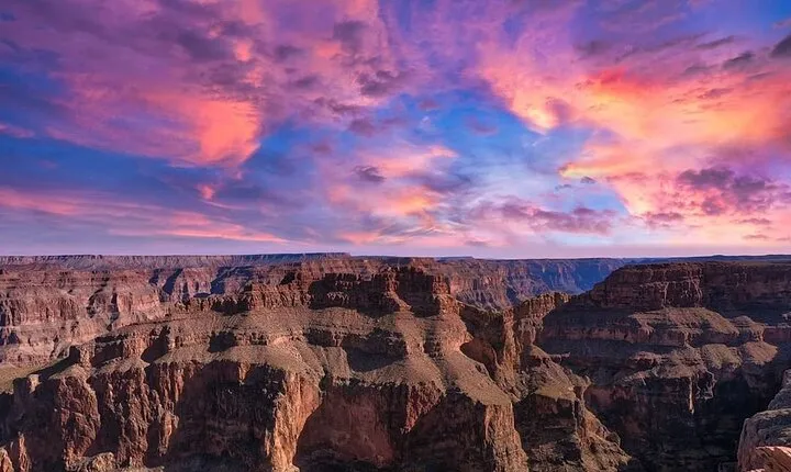 Grand Canyon West Bus Tour with Hoover Dam and Optional Skywalk