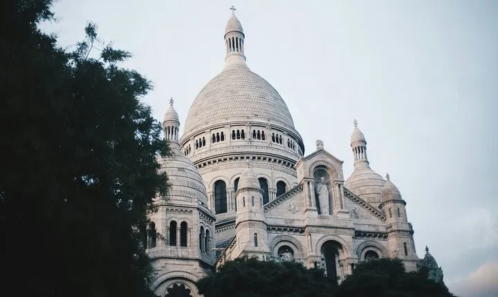 Bohemian Art and the History of Montmartre Tour