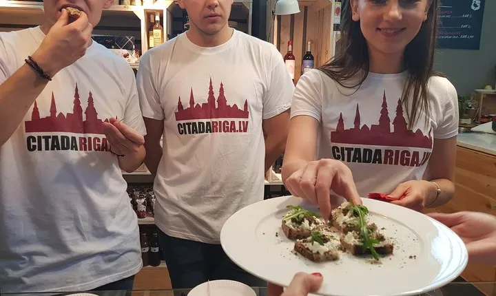 Riga's Central Market Private Tour & Tasting