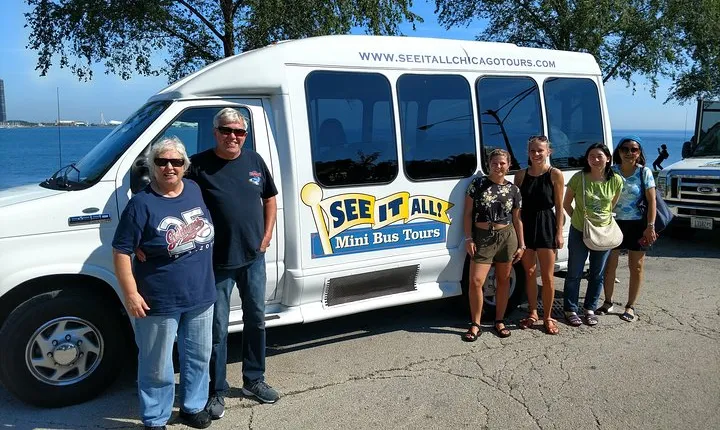 Chicago City Minibus Tour