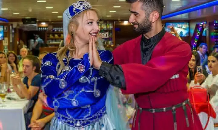 Bosphorus Dinner Cruise with Turkish Music and Live Performances