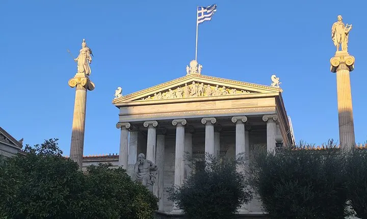 Athens Historical Promenade: Private Walking Tour