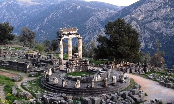 Delphi-Arachova Private Tour