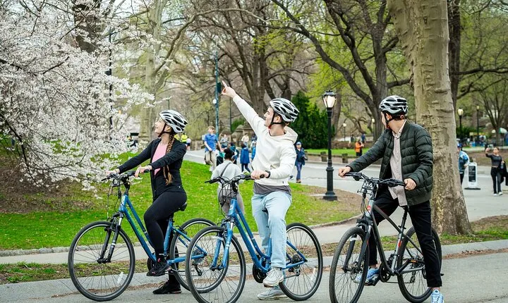 Rent a bike in Central Park!