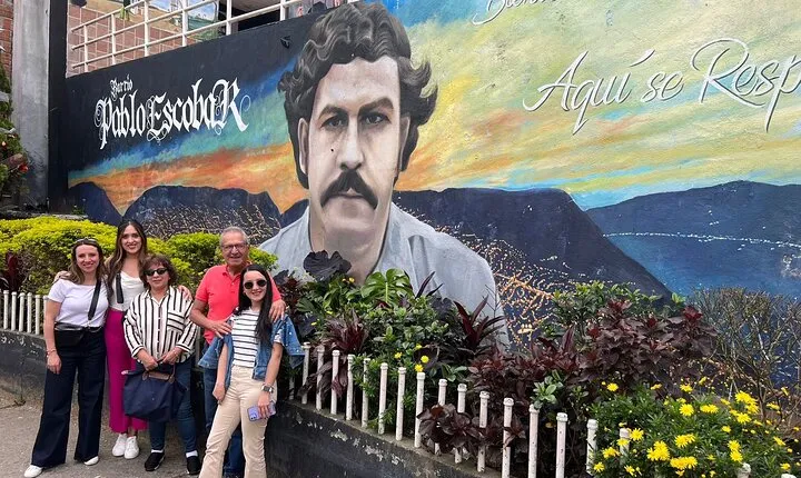 Knowing the history of Pablo Escobar Tour