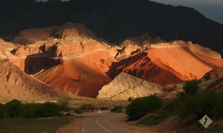 Full-day Cafayate, Lerma Valley, and Wine Tasting from Salta