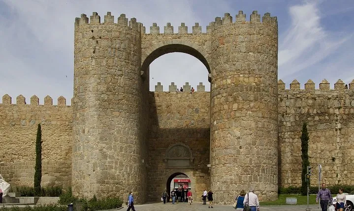 Tours around the City of AVILA Round trip of 1 day from Madrid