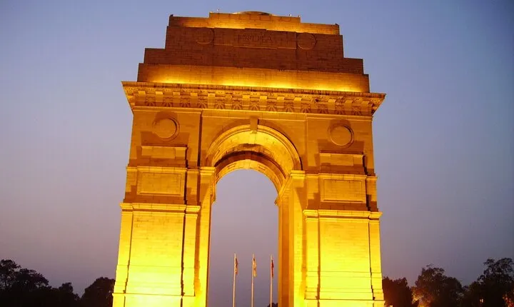 Delhi: Old and New Delhi Private One Day Tour