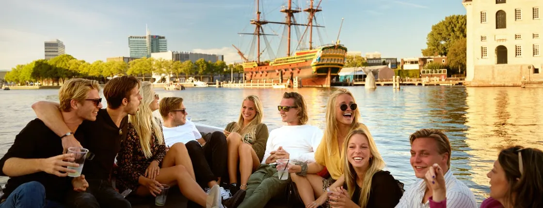 Luxury canal cruise from Rijksmuseum