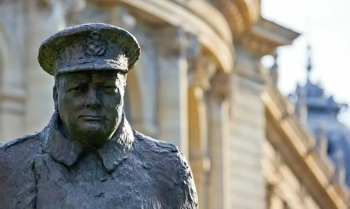 Paris WWII: Occupation & Liberation Exploration Game and Tour