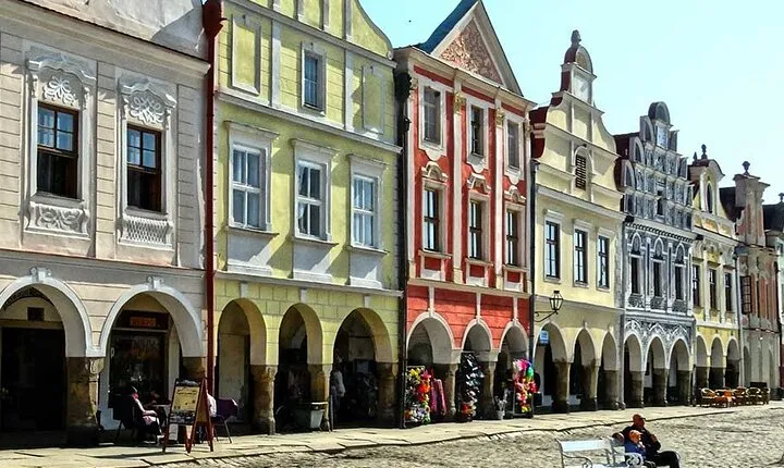 The Painted Ladies of Telč: A Self-Guided Audio Tour