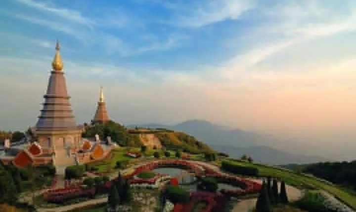 From Chiang Mai: Inthanon National Park 9-Hour Group Tour