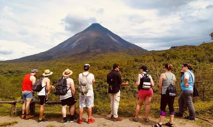 Arenal Volcano Hike from La Fortuna