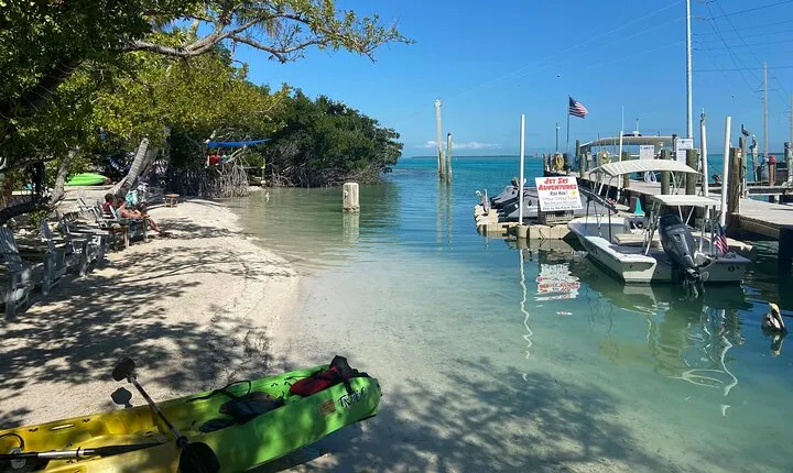 Key Largo and Islamorada Private Tour by Cabriolet Bus