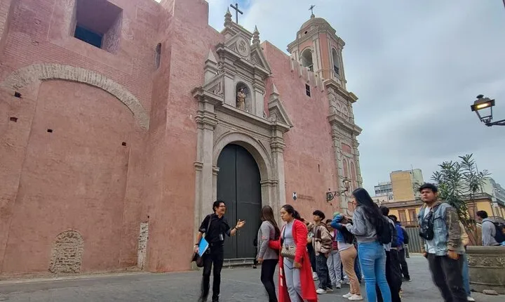 Guided Tour of the Sacred Places in Lima