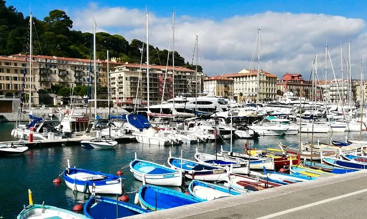 Nice Port Lympia & Antiques District - Walking Tour