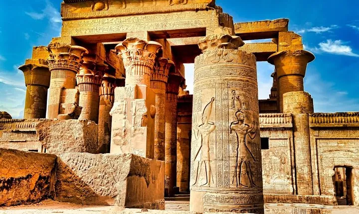 Luxor to Kom Ombo: Private Tour of the Dual God Temple
