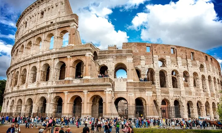Rome: Best of Colosseum and Roman Forum Small Group Guided Tour
