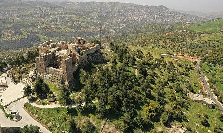Full Day Tour of Ajloun Castle with Cable Car and Wine Tasting 