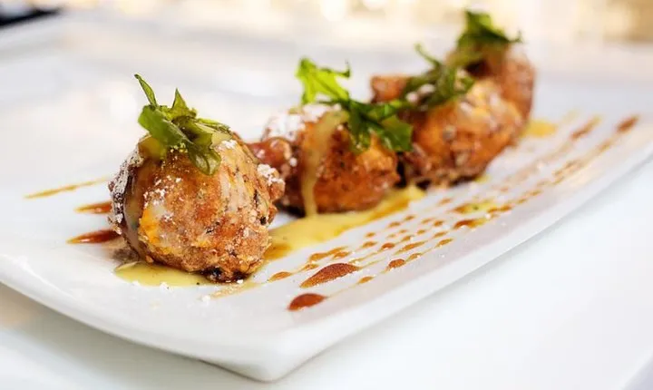New Orleans Food and History Walking Tour