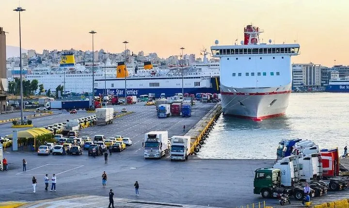 Athens City Center to Piraeus Port Private Transfer
