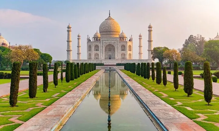 From Delhi: Taj Mahal Tour with Elephant Conservation Centre