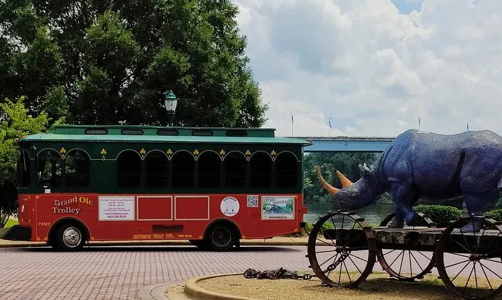 Chattanooga: City Trolley Tour with Coker Automotive Museum visit