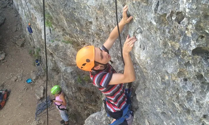 Austin Guided Outdoor Climbing Experience