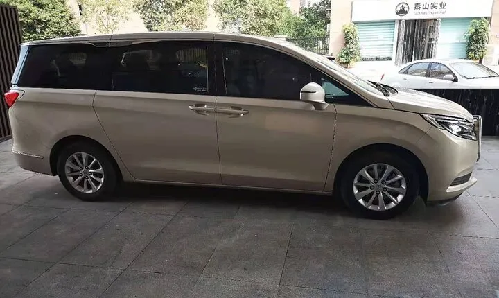 Private Transfer From chengdu Tianfu airport to hotel