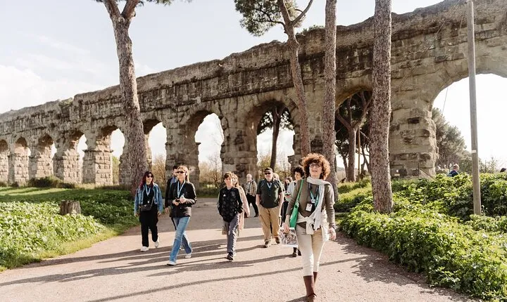Rome Underground: Catacombs Tour, Aqueducts and Appian Way
