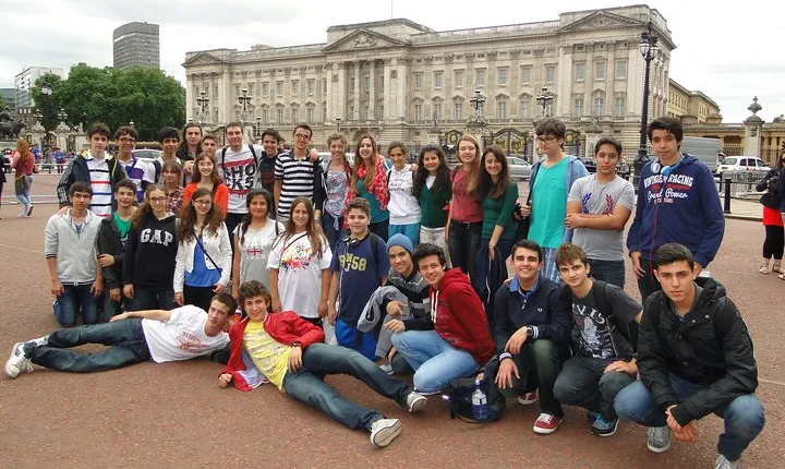 London 8 Day Tour with English Language Course