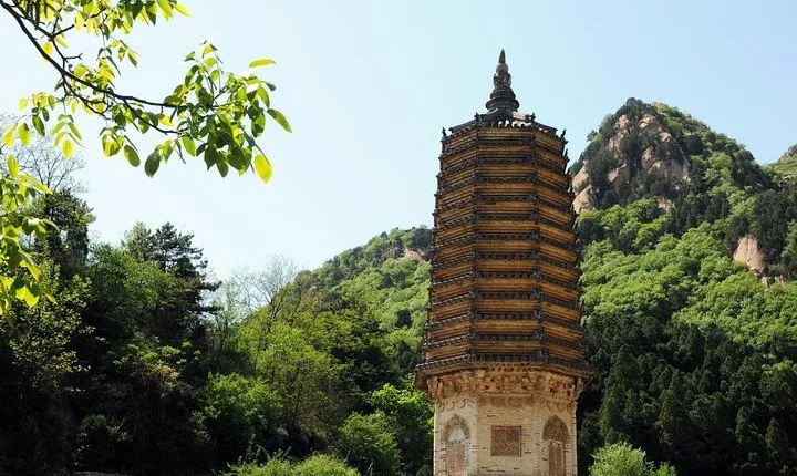 Private Day Tour to Yinshan Pagoda Forest and Ming Tombs from Beijing