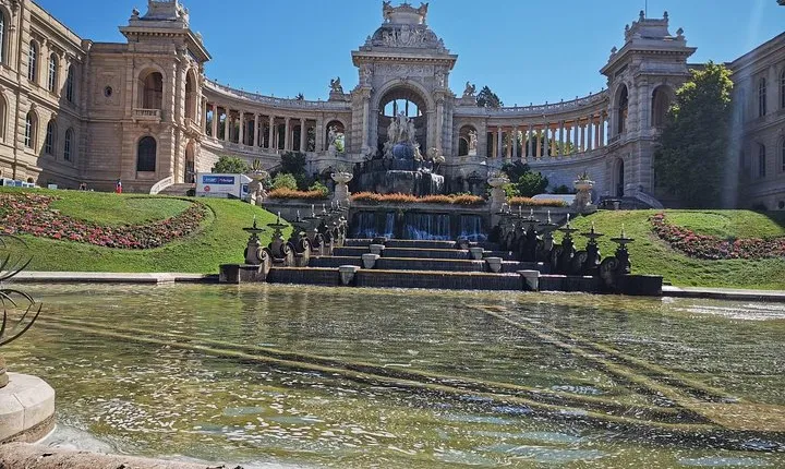 Marseille Shore Excursion: City Sightseeing Tour of Marseille