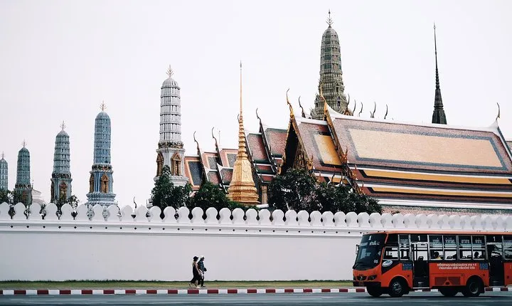 Best of Bangkok: Temples & Long-tail Boat Tour