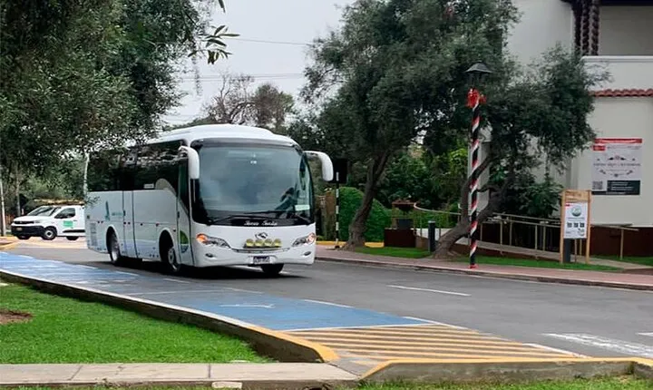 Transfer from Lima Airport to your hotel and vice versa