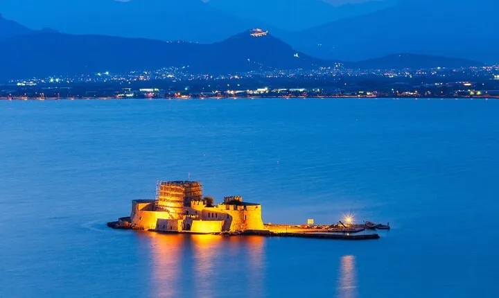 Private Full Day Tour of Corinth Canal, Old Corinth and Nafplio 