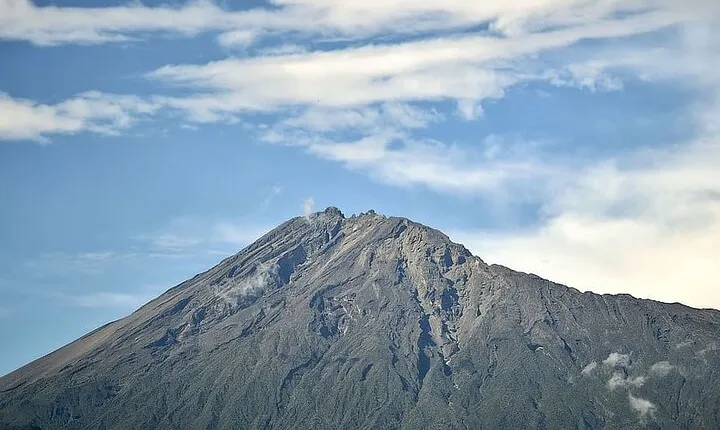 4 Days Mount Meru Private Trekking