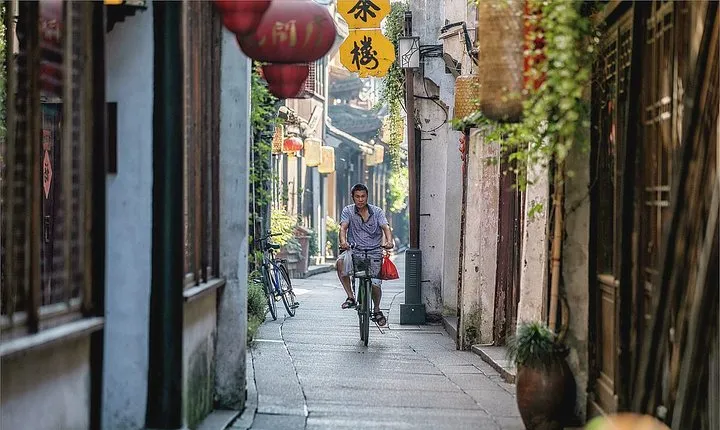 Private Suzhou and Zhouzhuang Water Village Day Trip from Shanghai