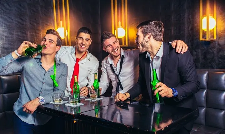 Las Vegas Bachelor Party Bus Club Tour