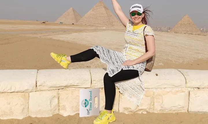 Private Cairo Tour of Pyramids, GEM and Khan Al-Khalili