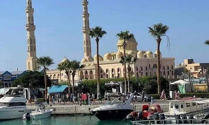 Private Guided City Tour Highlights with Shopping Stops-Hurghada