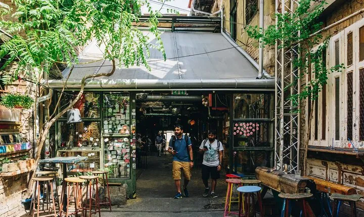 Private Walking Tour in The Jewish District Budapest