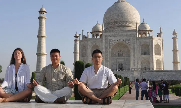 Private Guided Agra Same Day Tour By Car