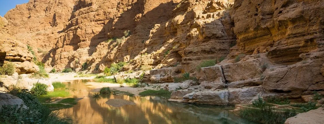 Wadi Shab and Bimmah Sinkhole Full Day Tour with Lunch